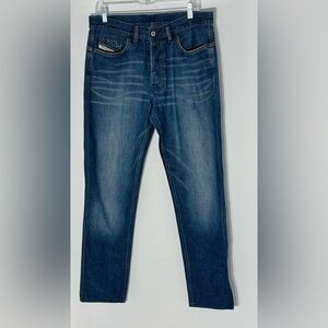 Diesel straight leg jeans 34 109% cotton